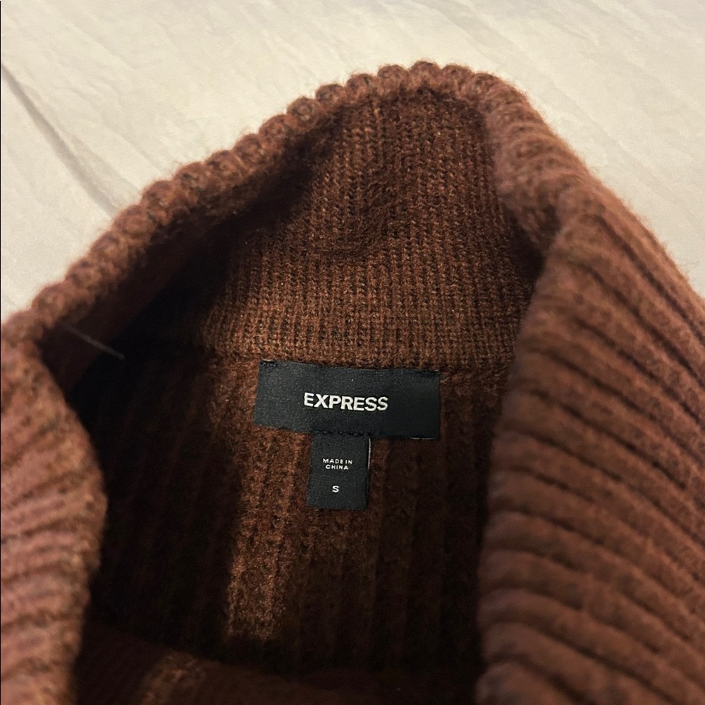 Express Chocolate Ribbed Knit Sweater - Picture 5 of 9